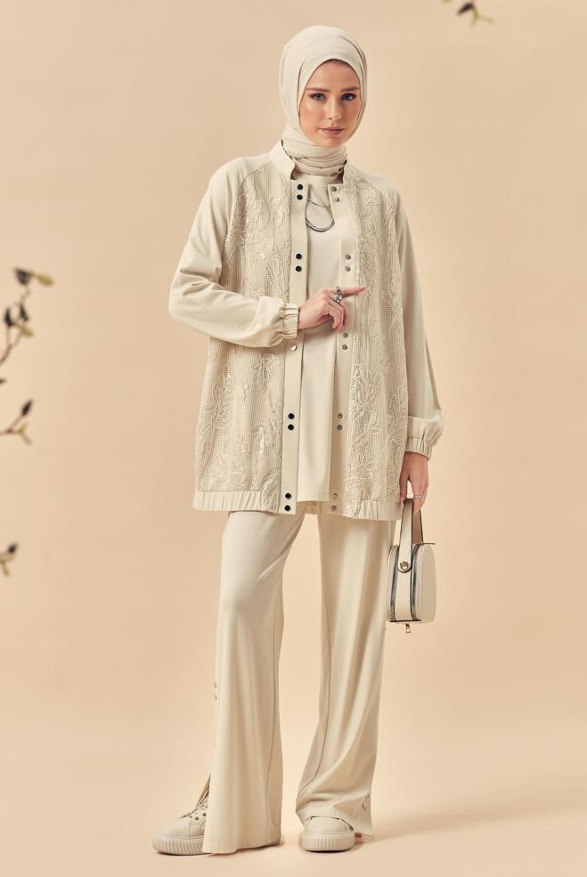 Hijab-Kleidung ECRU TRAININGSANZUG MIT PAILLETTEN DETAILS 46341 - ALVİNA