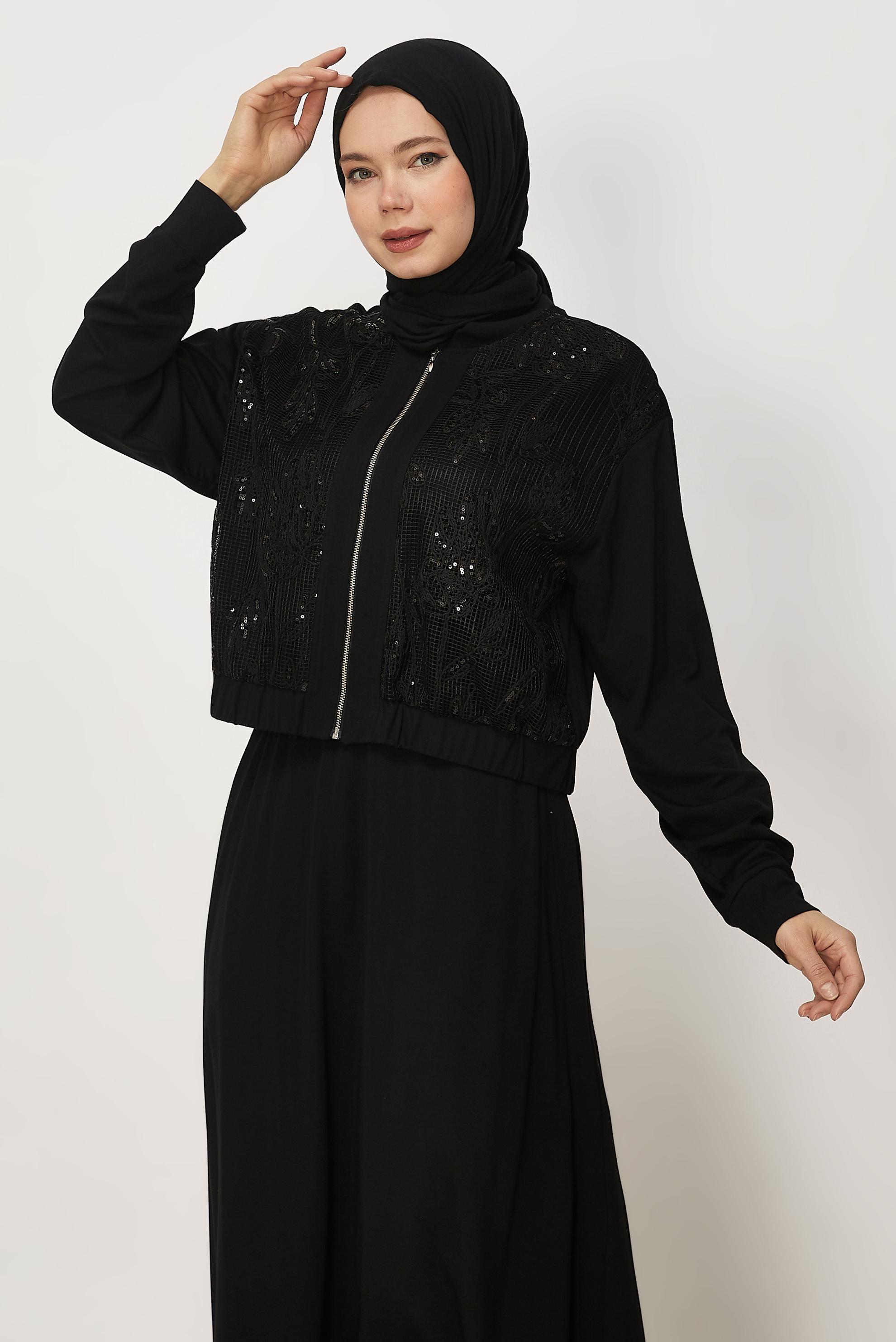 Hijab-Kleidung SCHWARZ TRAININGSANZUG-SET MIT ROCK 46342