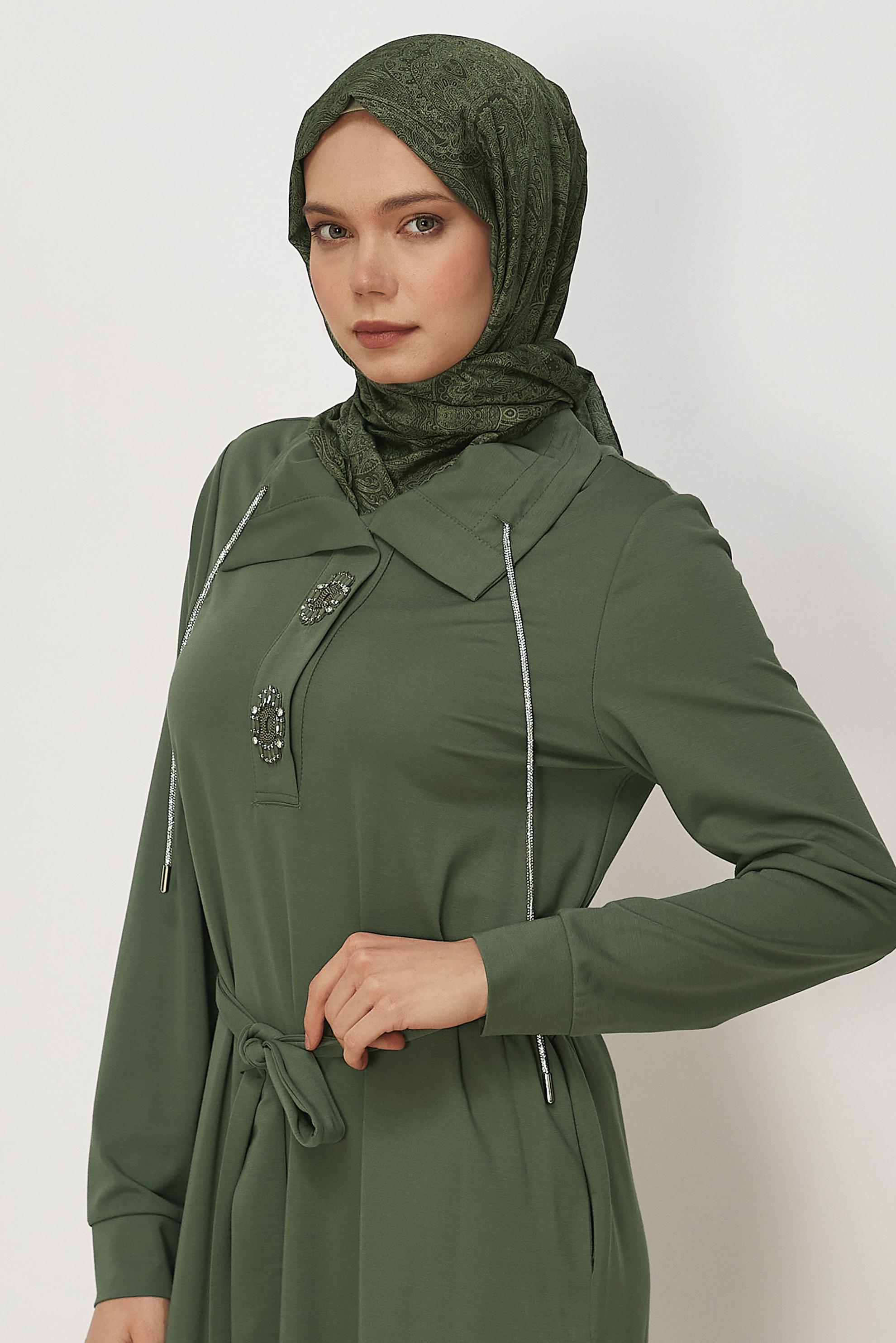 Vêtements hijab KAKI ROBE DE SURVÊTEMENT CEINTURÉE 46343