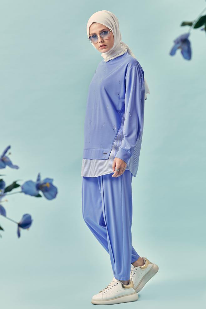 Tesettür giyim MAVİ TAŞ BASKILI EŞOFMAN TAKIMI 46387 - ALVİNA