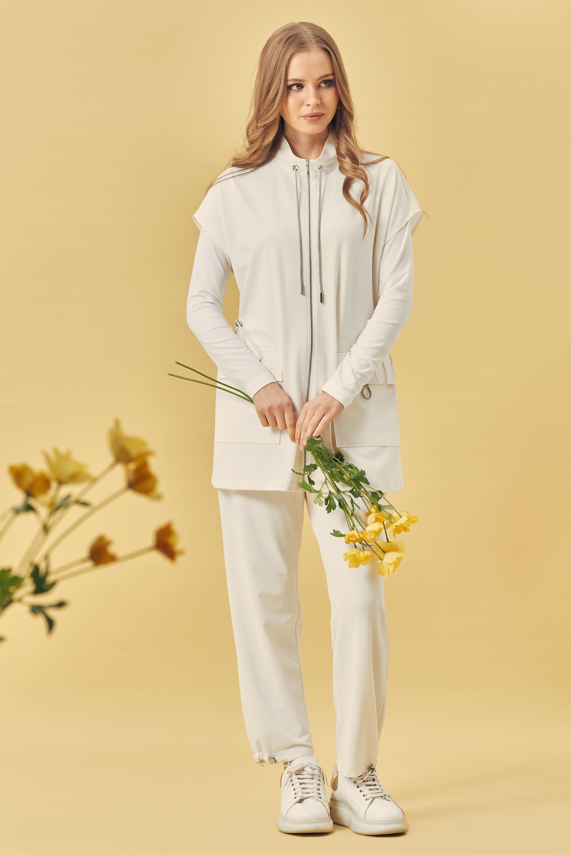 Tesettür giyim BEYAZ YELEKLİ EŞOFMAN TAKIMI 46388