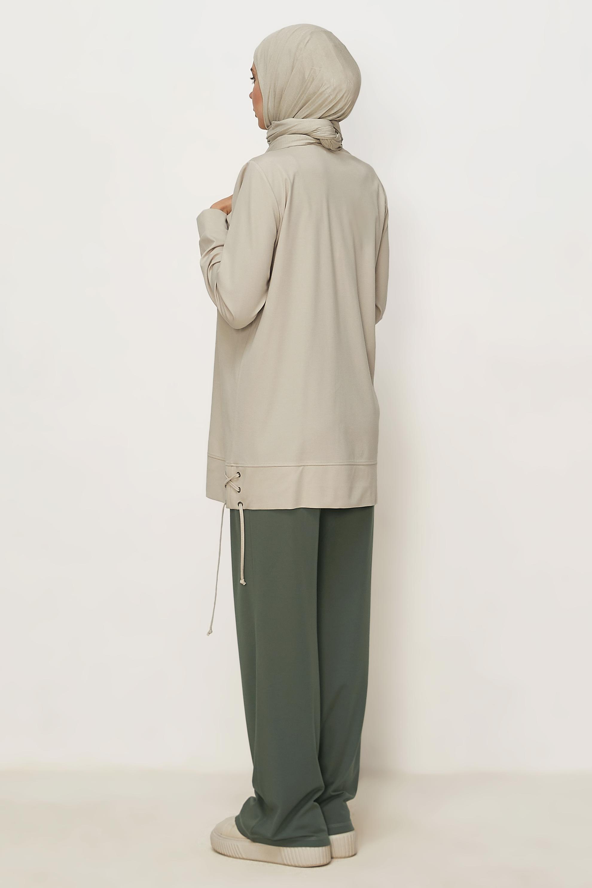 Tesettür giyim HAKİ ÇİÇEK DETAYLI EŞOFMAN TAKIMI 46389