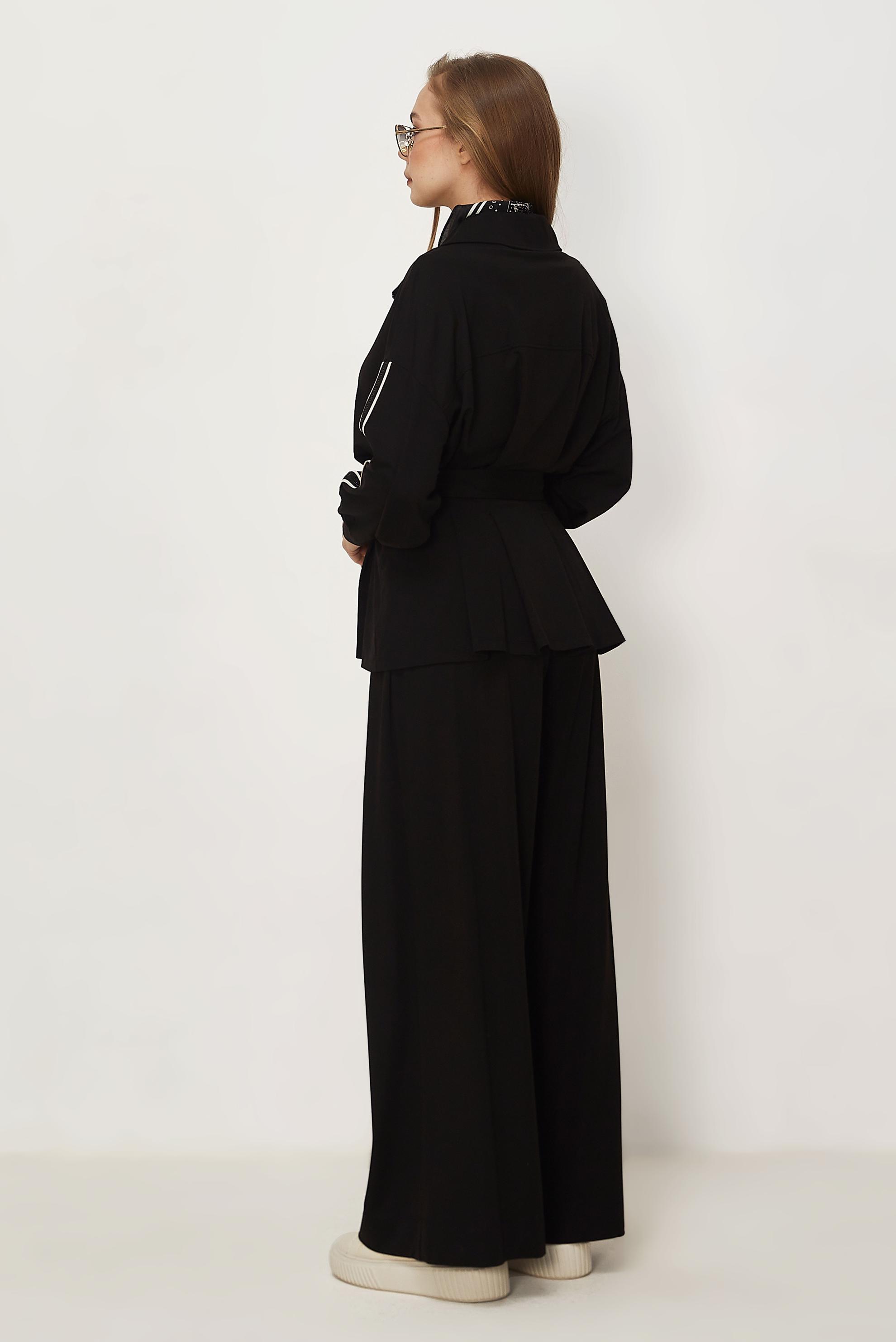 Hijab-Kleidung SCHWARZ TRAININGSANZUG MIT GÜRTEL 46390