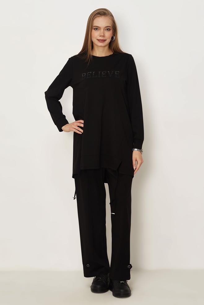 Hijab-Kleidung SCHWARZ TRAININGSANZUG-SET MIT EDELSTEIN DETAILS 46468 - ALVİNA