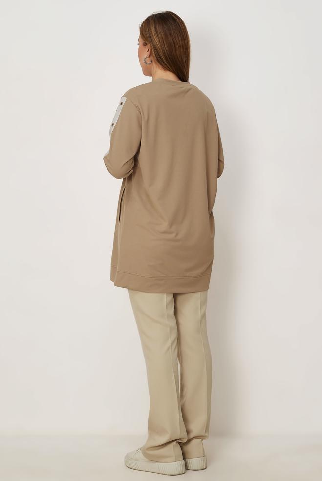 Vêtements hijab BRUN TUNIQUE DE SURVÊTEMENT DÉTAIL ŒILLET 46823 - ALVİNA