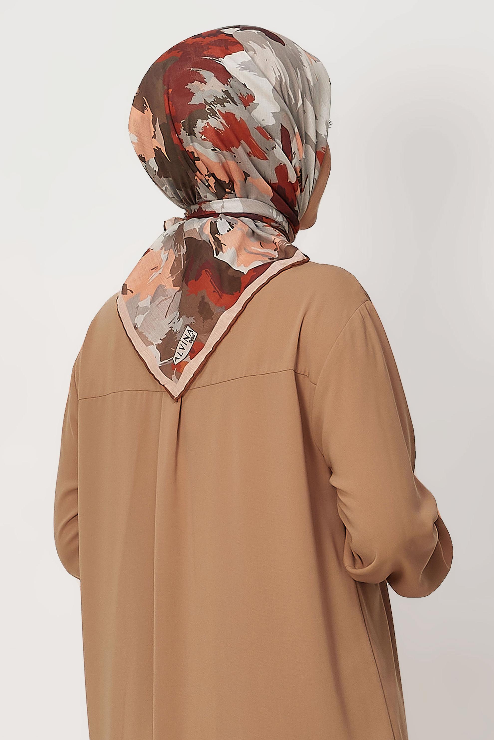 Tesettür giyim TABA ALVİNA DESENLİ NATURAL EŞARP 8634