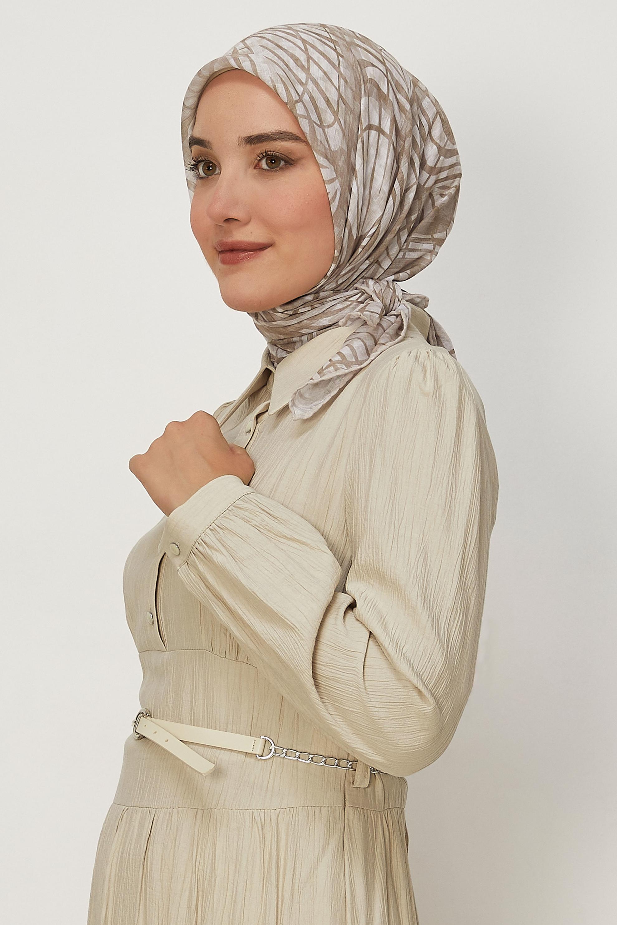 Tesettür giyim KAHVE ALVİNA DESENLİ SOFT EŞARP 8652