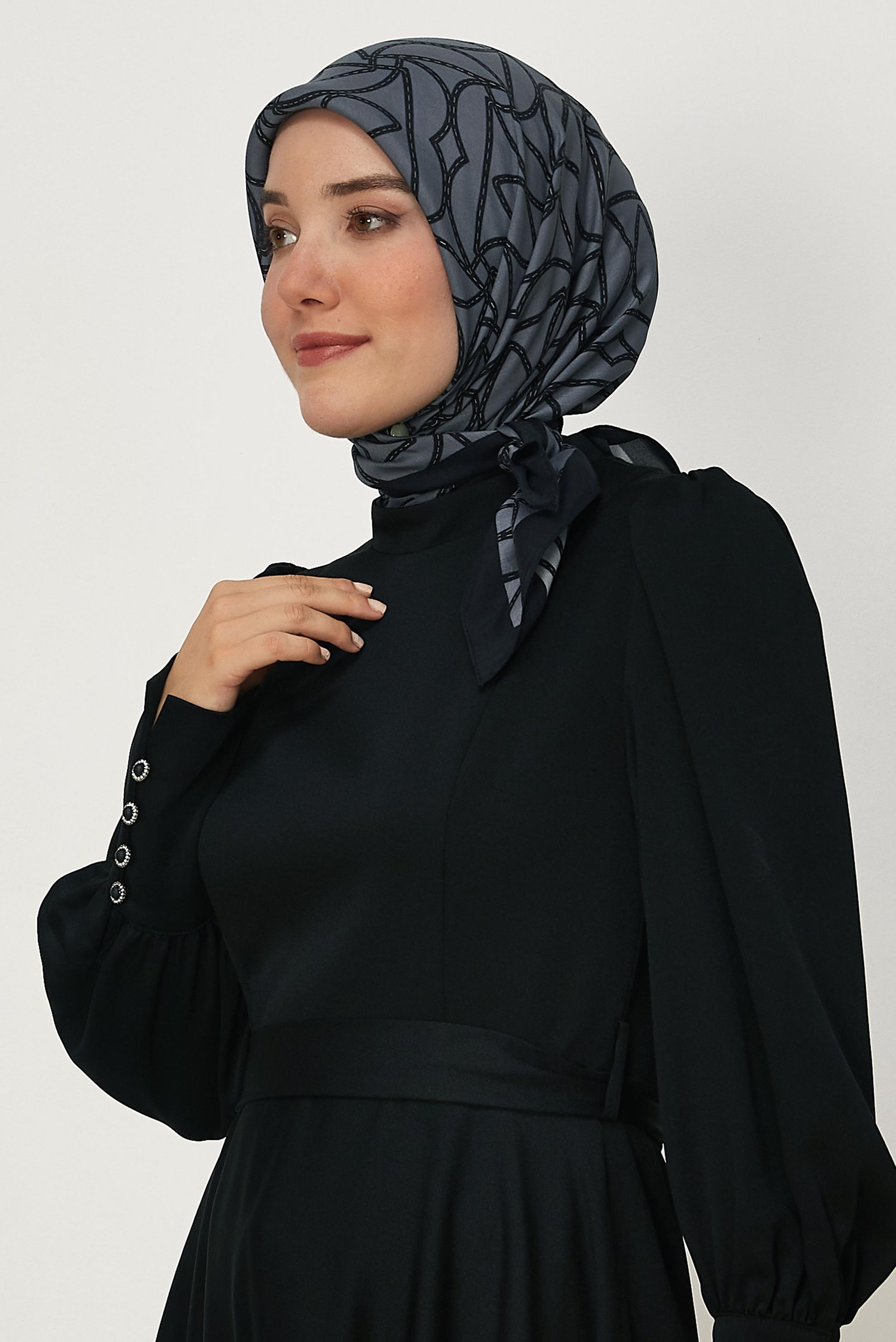 Tesettür giyim GRİ ALVİNA DESENLİ FLOŞ EŞARP 8654