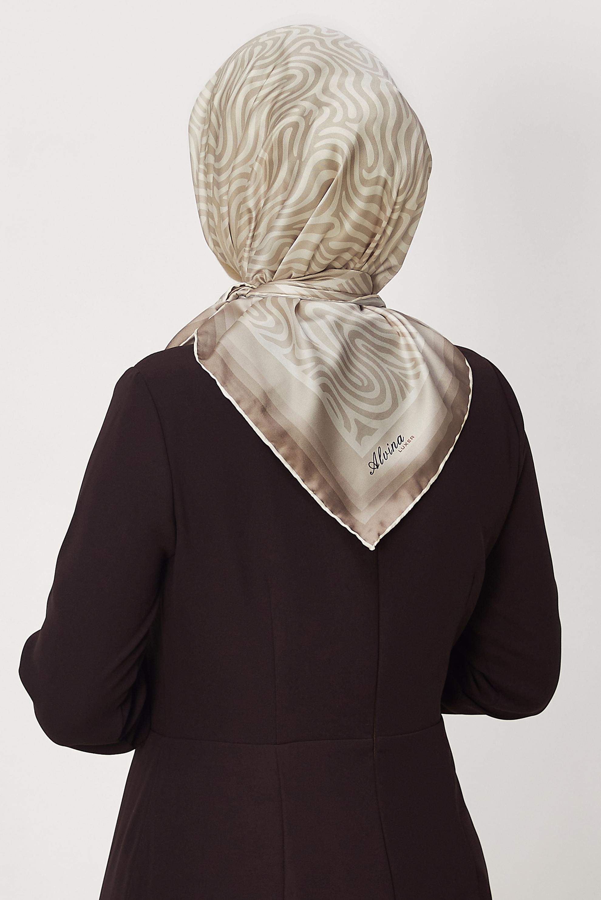 Hijab clothing BROWN ALVINA PATTERNED TWILL SCARF 8670