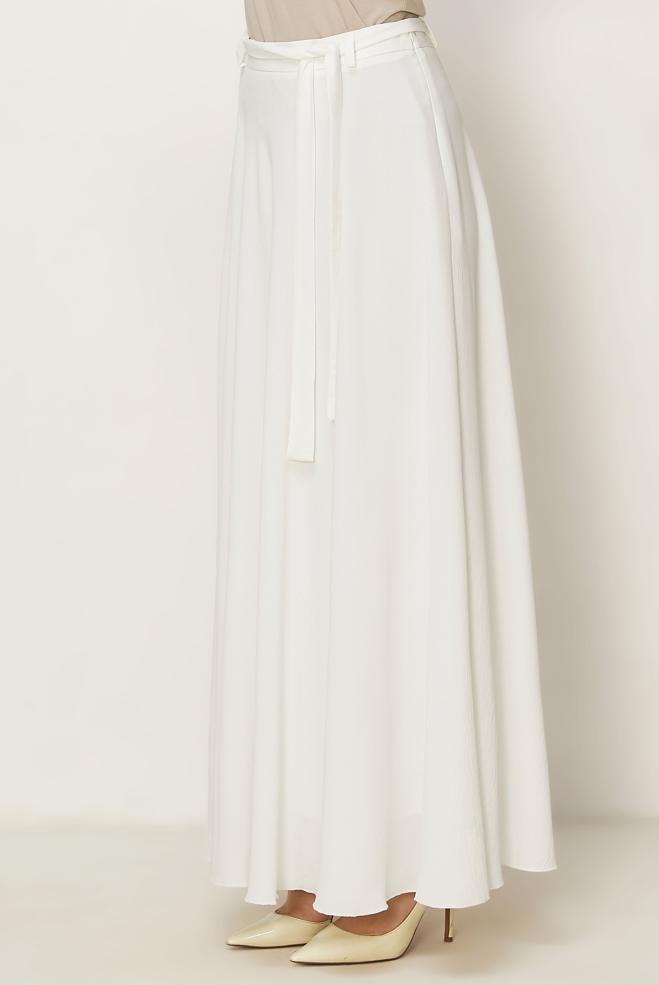 Hijab-Kleidung WEISS GLOCKENROCK MIT GÜRTEL 60760 - ALVİNA