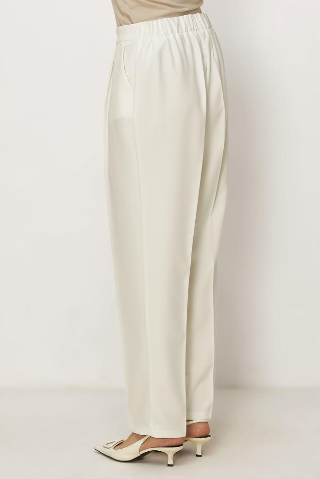 Hijab clothing WHITE CARROT-CUT PANTS 70977 - ALVİNA