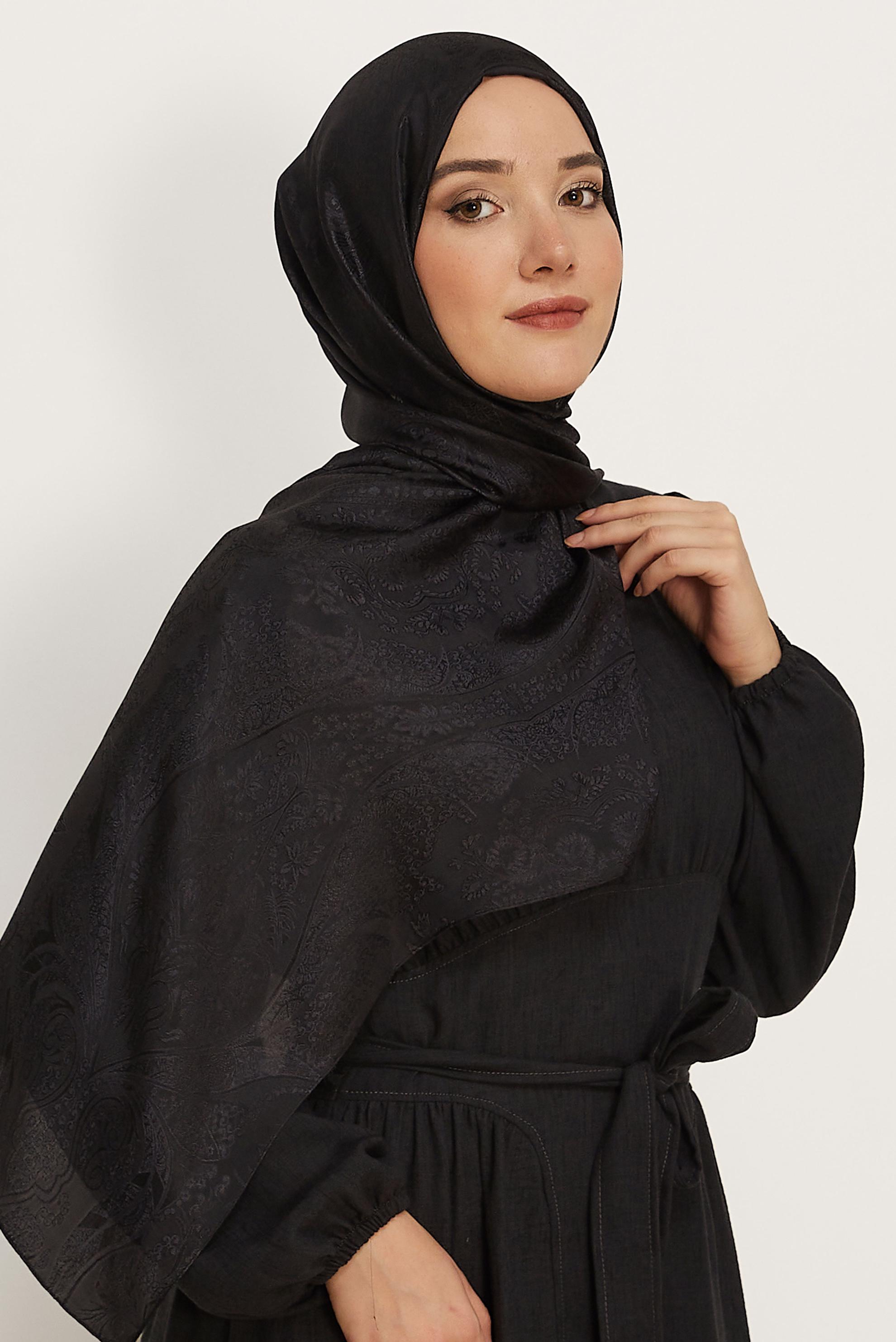Vêtements hijab NOIR CHÂLE SOYEUX ALVINA 8624