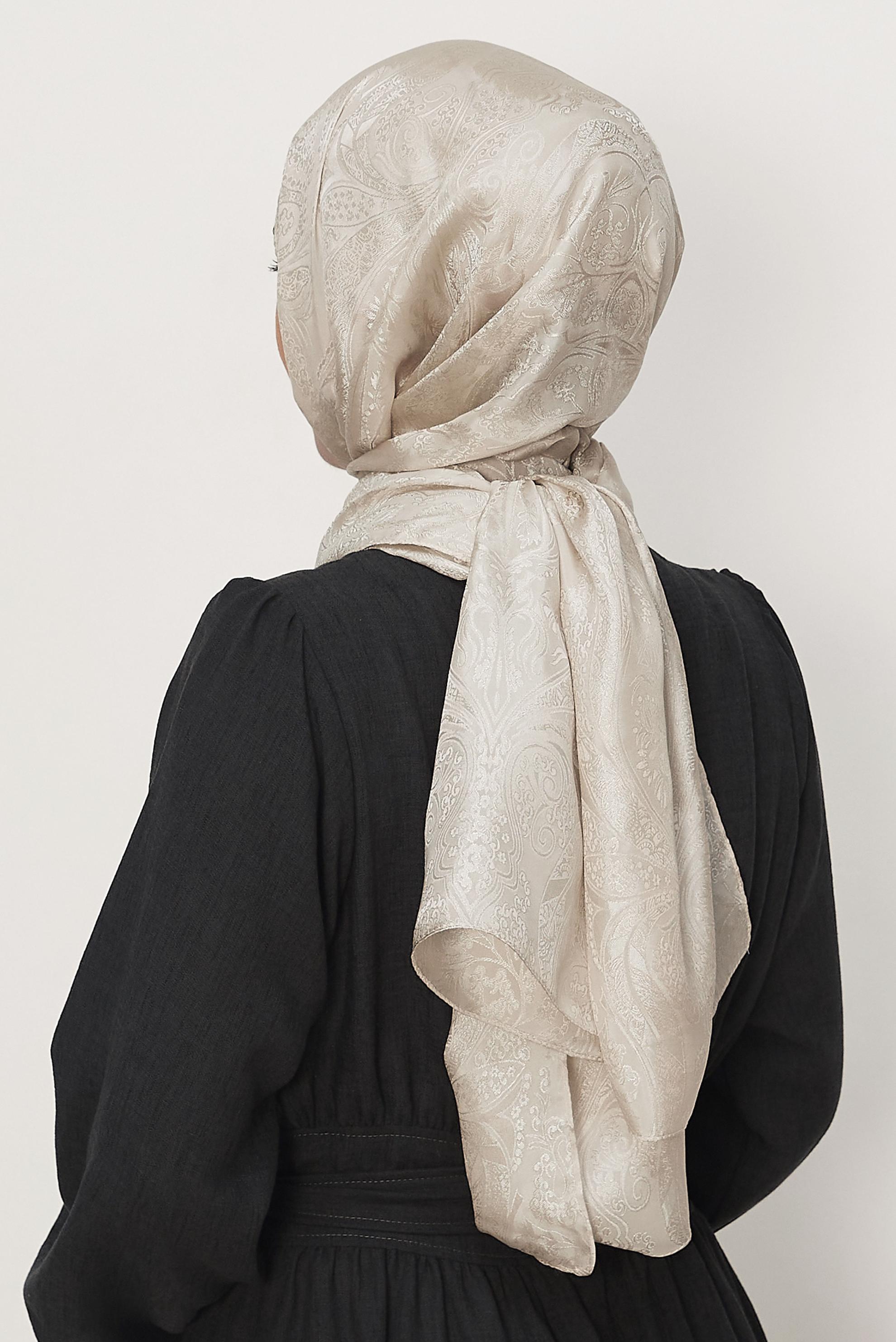 Vêtements hijab BEIGE CHÂLE SOYEUX ALVINA 8624