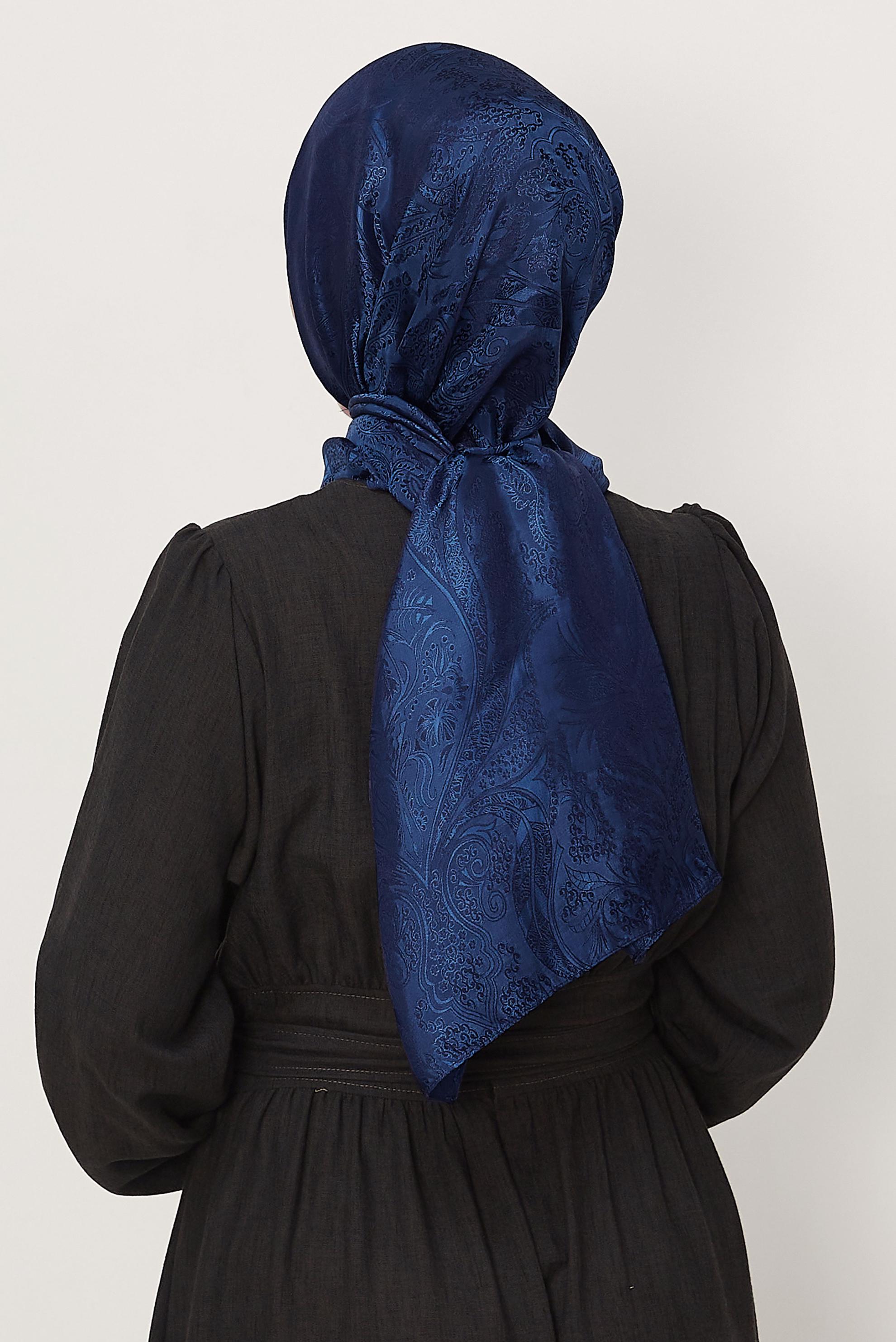 Vêtements hijab BEIGE CHÂLE SOYEUX ALVINA 8624