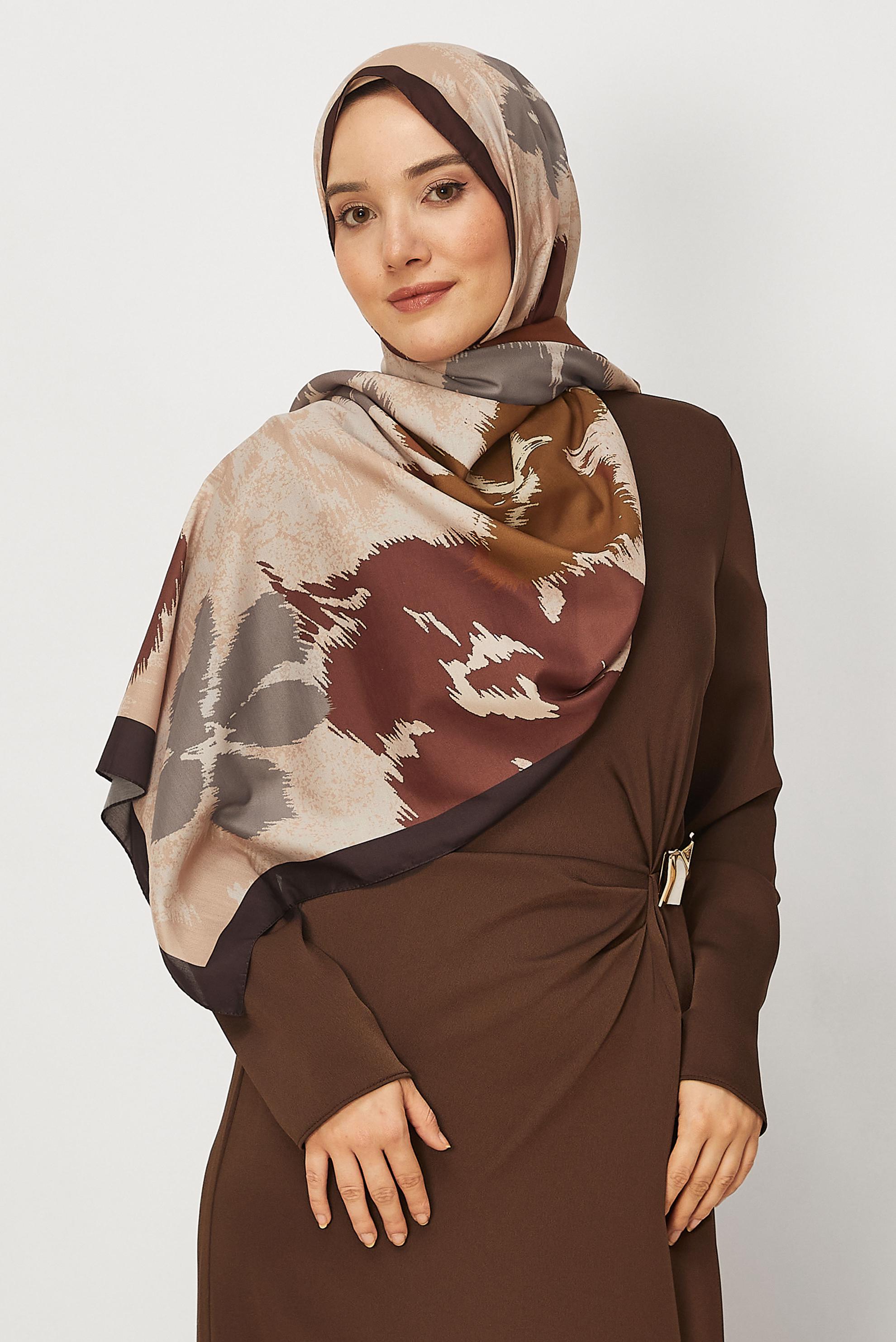 Hijab clothing BROWN ALVINA FLOWER PATTERNED SHAWL 8632