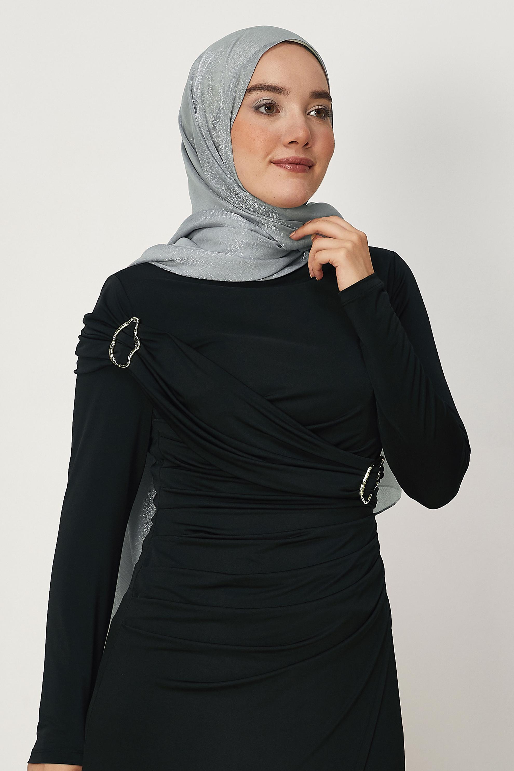 Vêtements hijab ARGENT CHÂLE ALVINA AMBRE 8644