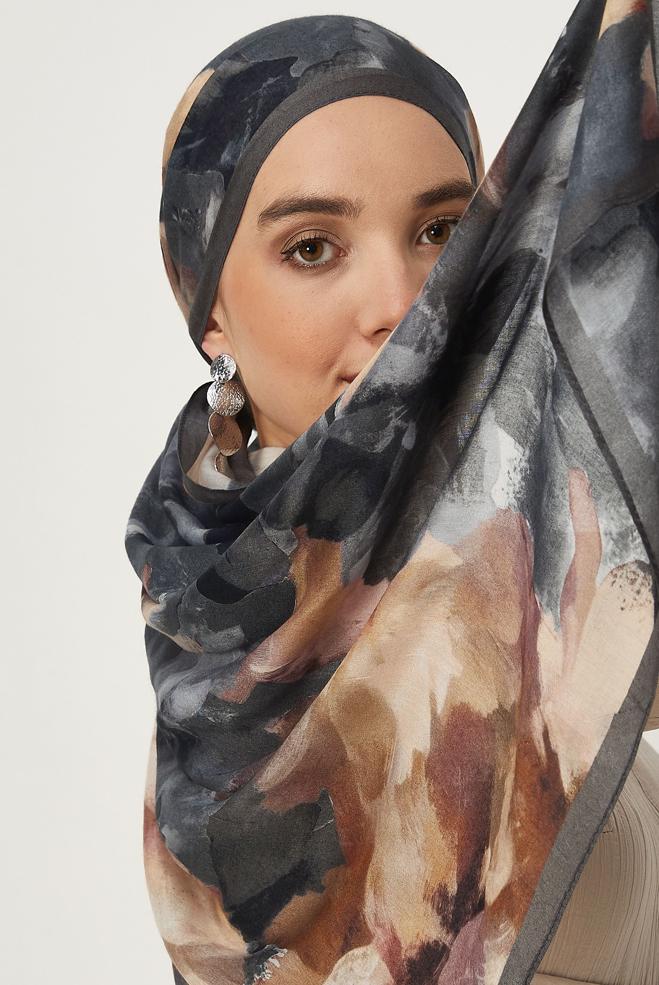 Vêtements hijab GRIS CHÂLE FRAIS À MOTIFS FLORAUX ALVINA 8646 - ALVİNA