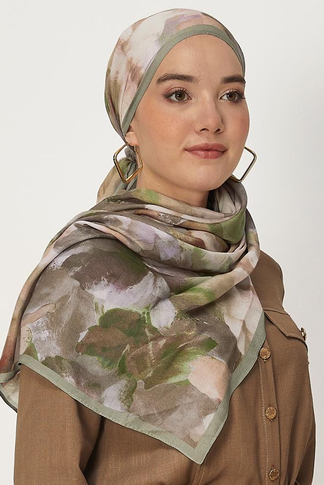 Tesettür giyim VİZON ALVİNA ÇİÇEK DESENLİ FRESH ŞAL 8646 - ALVİNA
