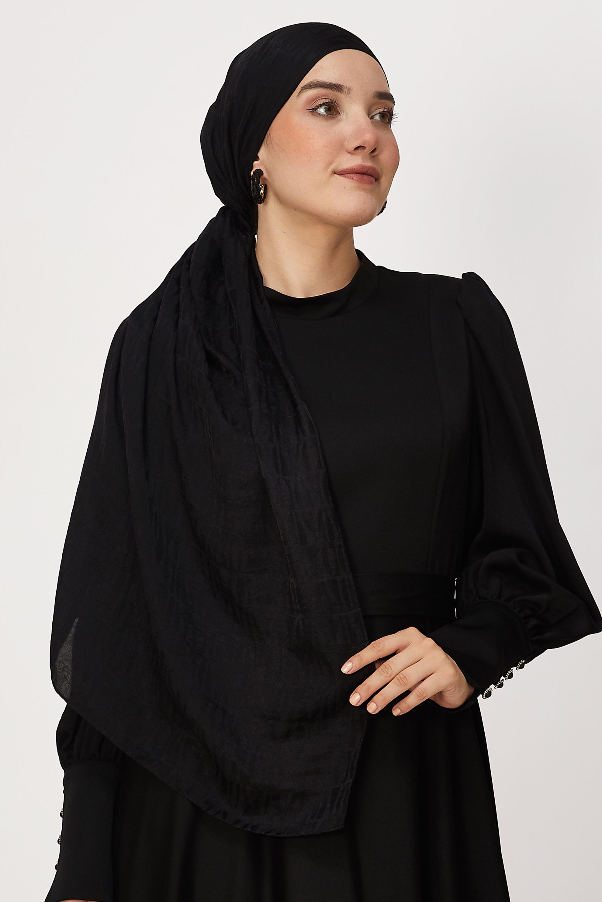 Tesettür giyim SİYAH ALVİNA JAKAR ŞAL 8647