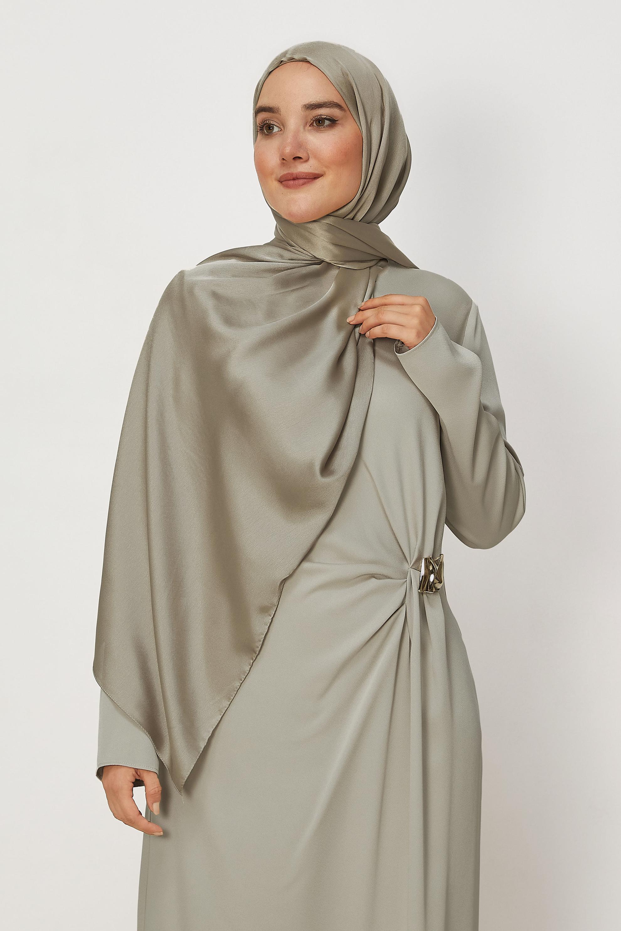 Hijab clothing GOLD ALVINA SHIMMER SHAWL 8659