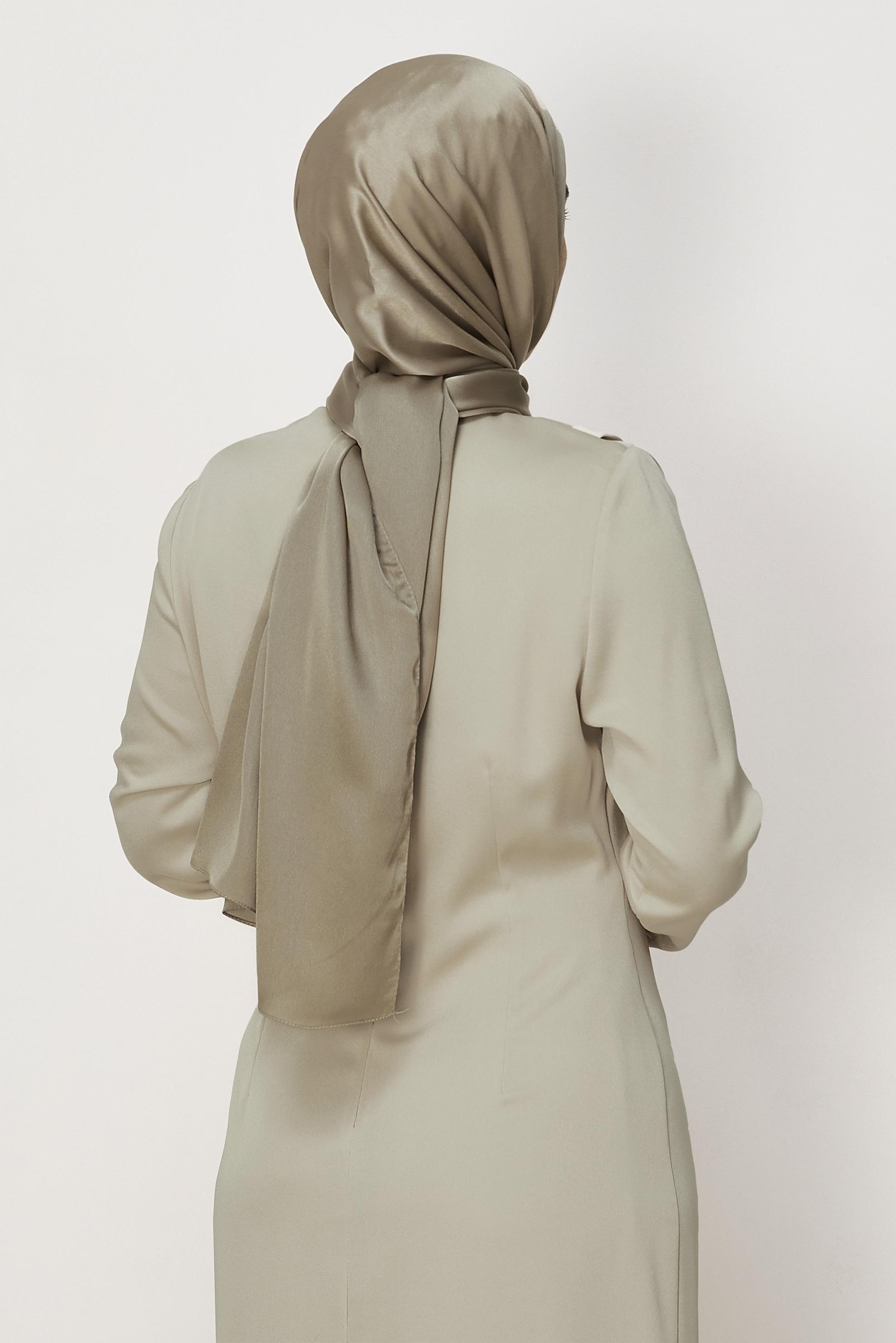 Hijab clothing GOLD ALVINA SHIMMER SHAWL 8659