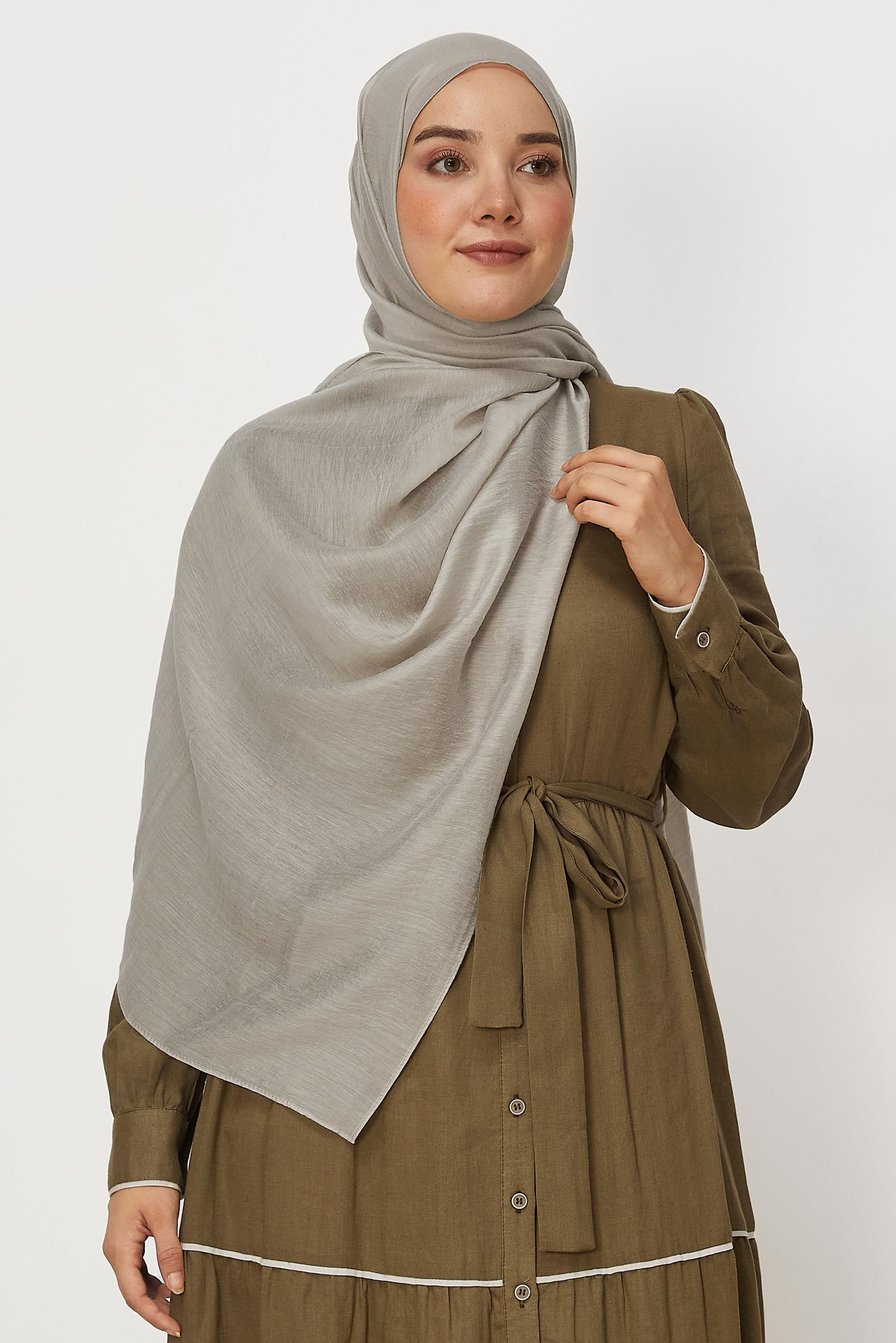 Tesettür giyim BEJ ALVİNA ALLURE ŞAL 8668