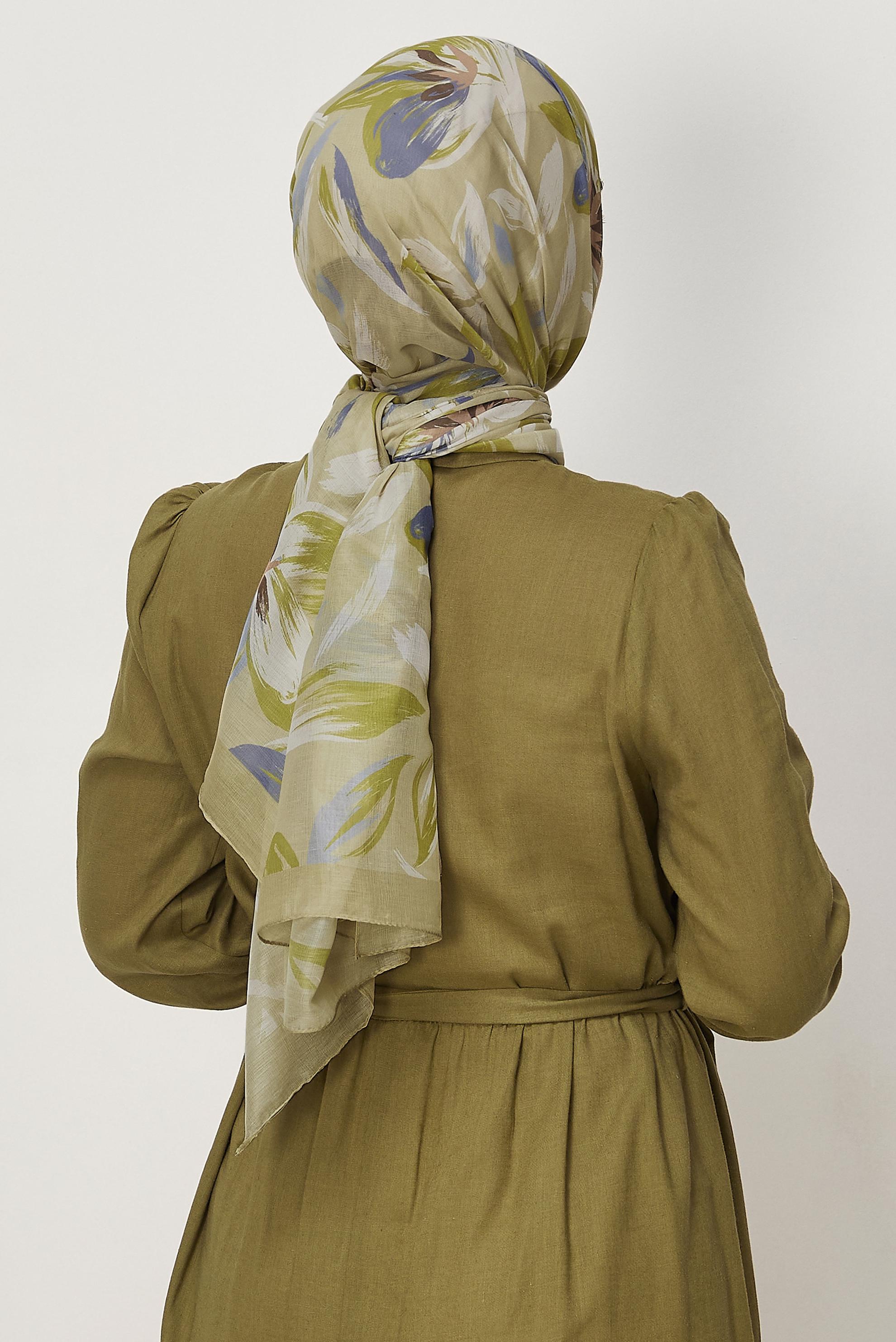 Hijab clothing BROWN ALVINA FLOWER PATTERNED AURA SHAWL 8674