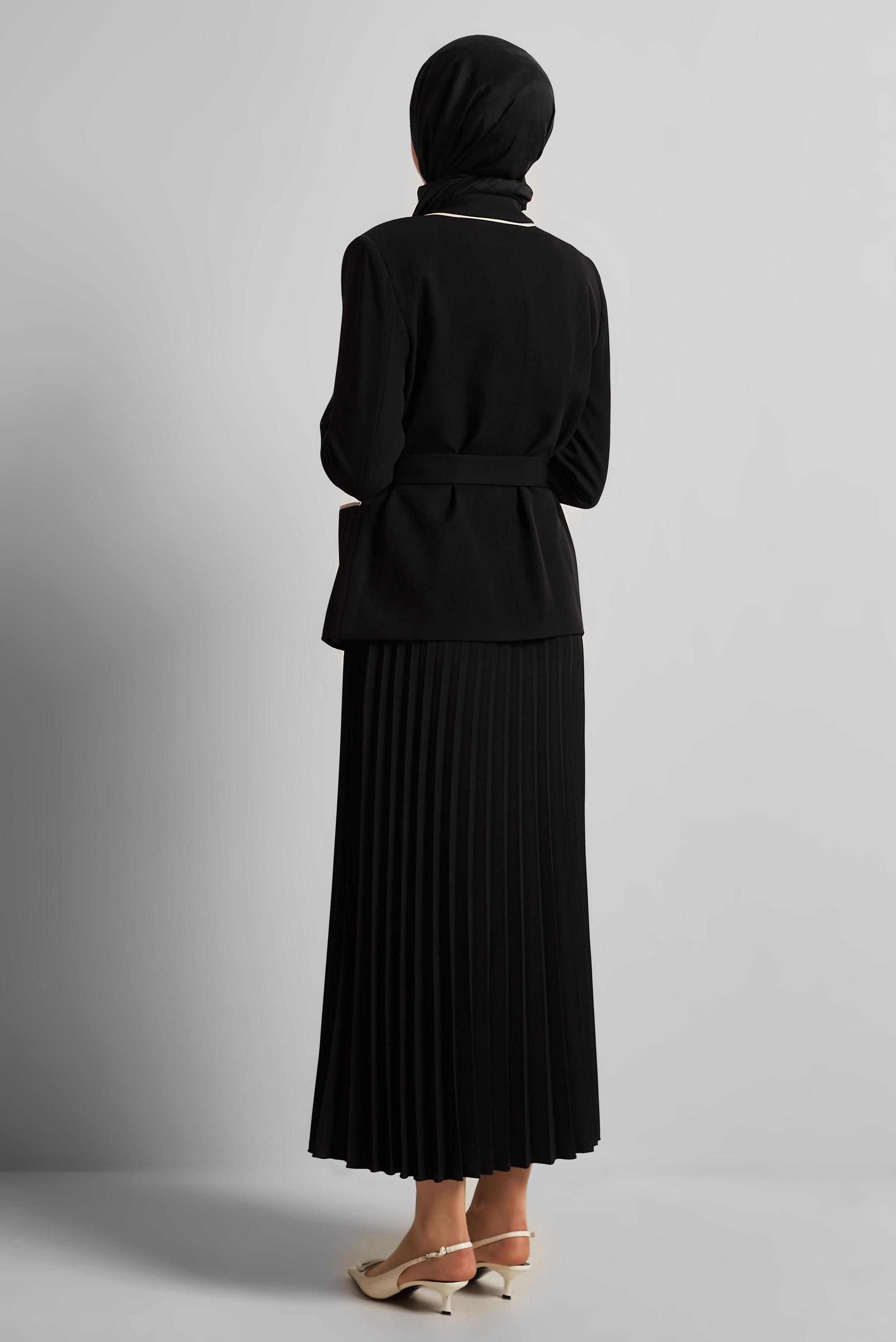 Hijab-Kleidung SCHWARZ ANZUG MIT GÜRTELROCK 30531