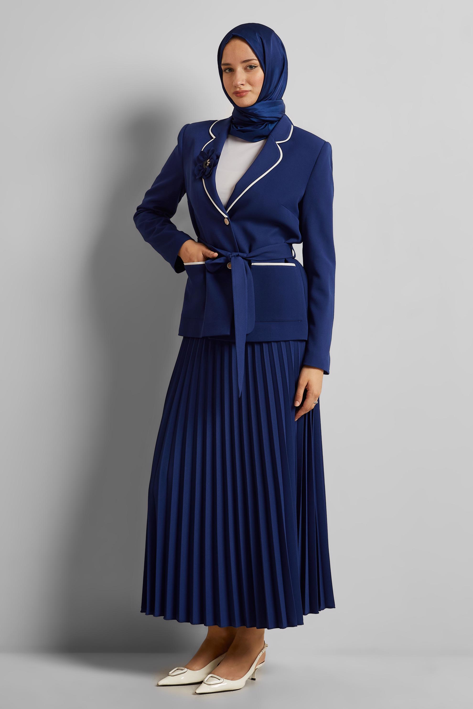 Hijab-Kleidung NAVY BLAU ANZUG MIT GÜRTELROCK 30531