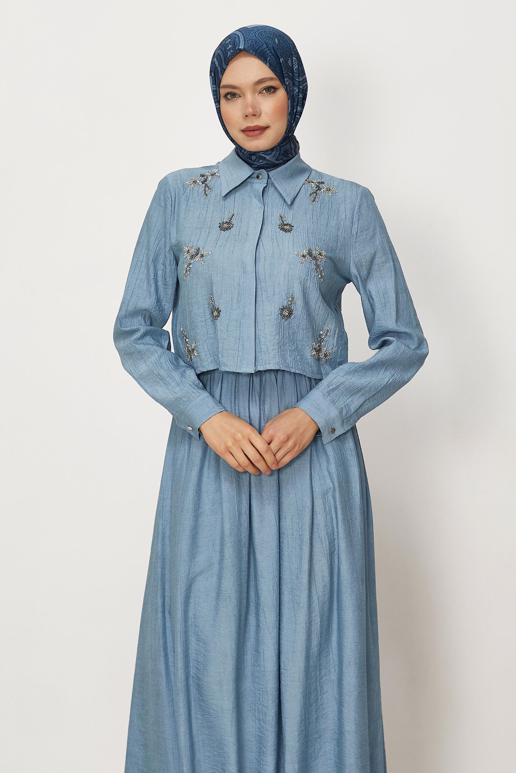 Hijab-Kleidung BLAU ANZUG MIT PERLEN BESTICKTEM ROCK 45745