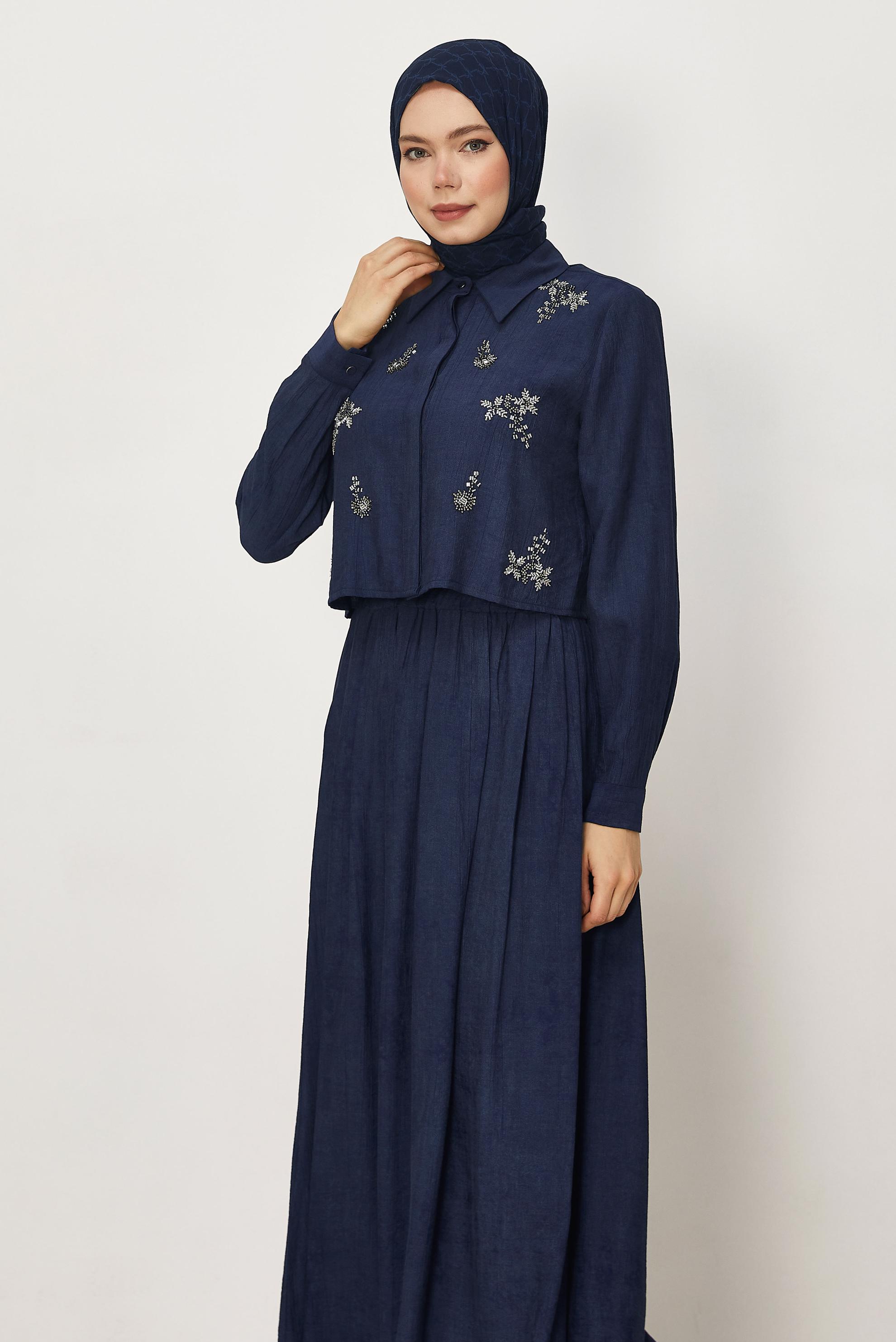 Hijab-Kleidung NAVY BLAU ANZUG MIT PERLEN BESTICKTEM ROCK 45745