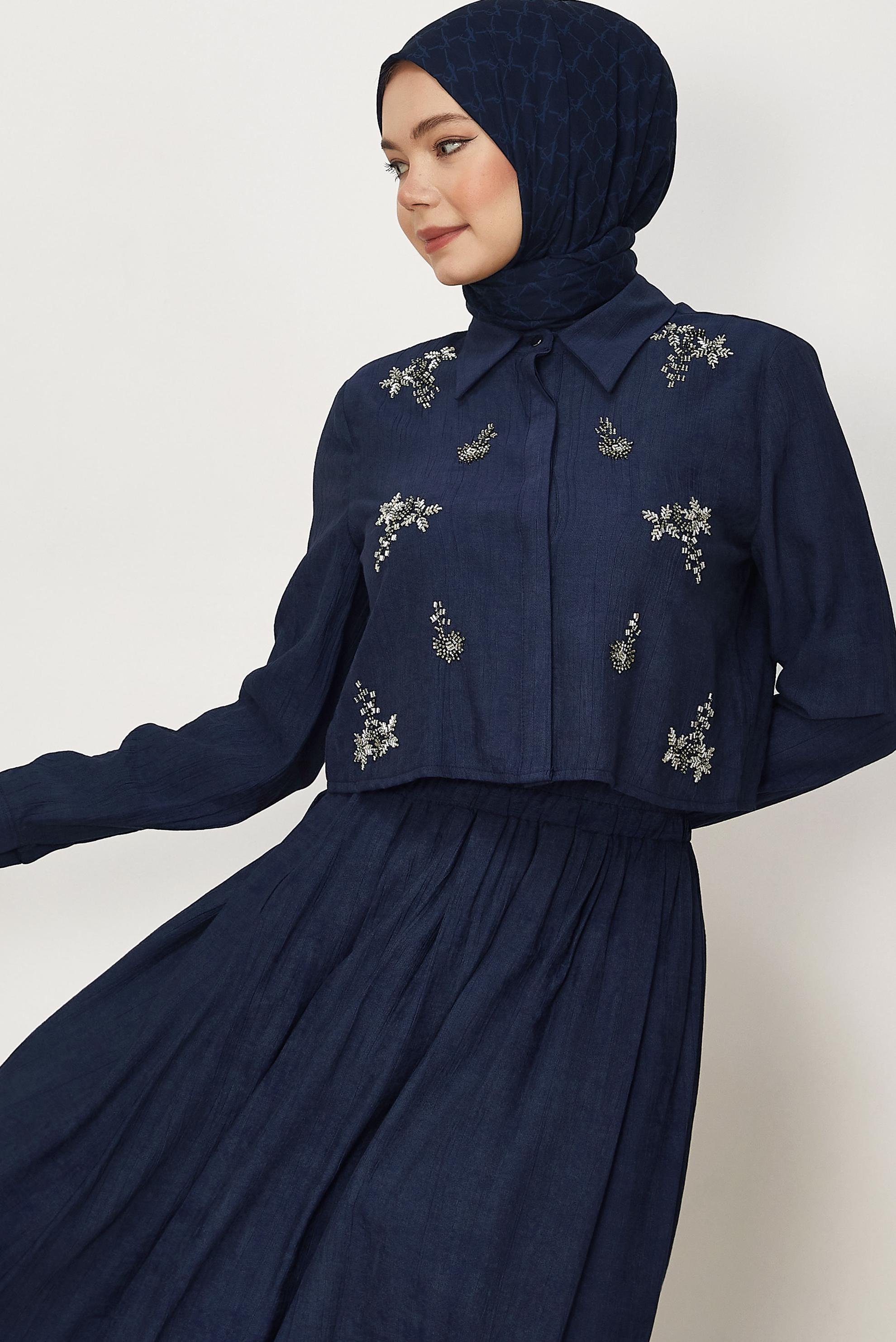 Hijab-Kleidung NAVY BLAU ANZUG MIT PERLEN BESTICKTEM ROCK 45745