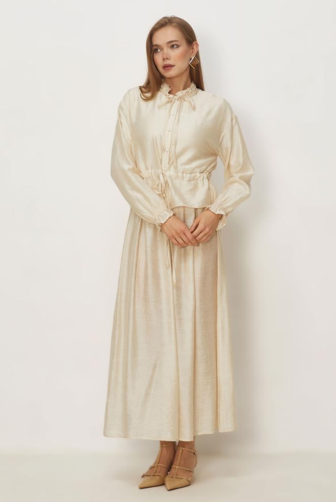 Tesettür giyim EKRU BAĞCIKLI ETEKLİ TAKIM 46601 - ALVİNA