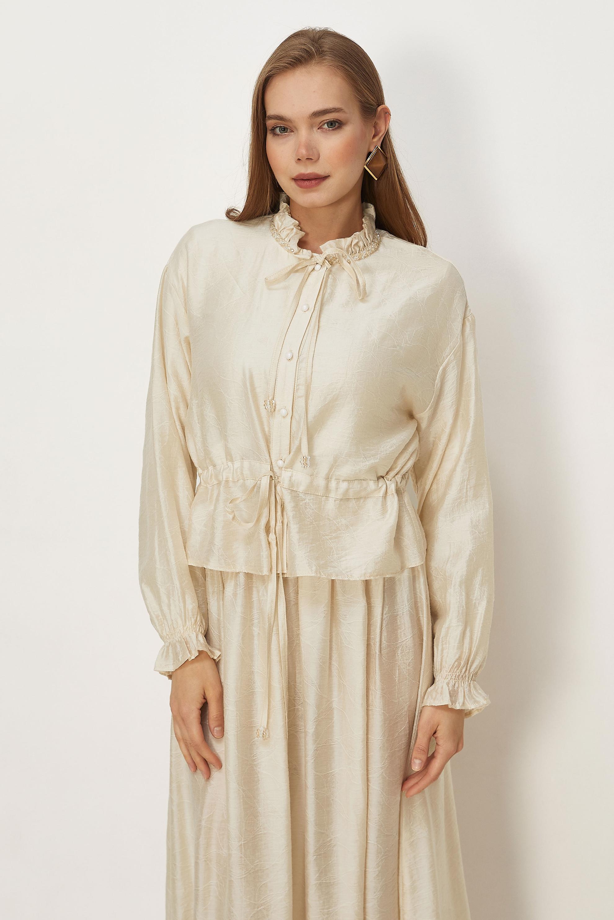 Tesettür giyim EKRU BAĞCIKLI ETEKLİ TAKIM 46601