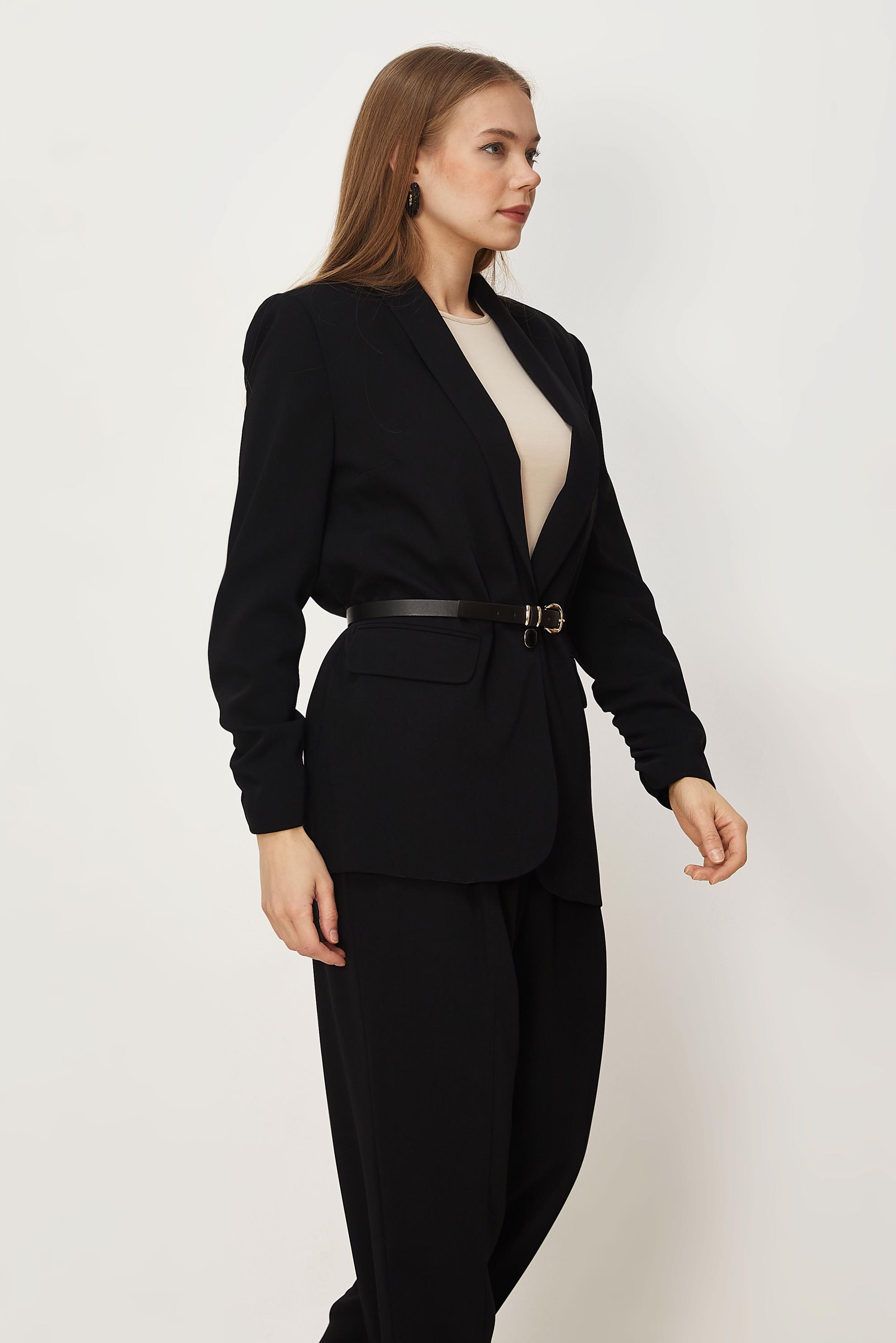 Hijab-Kleidung SCHWARZ HOSENANZUG MIT GÜRTEL 30550