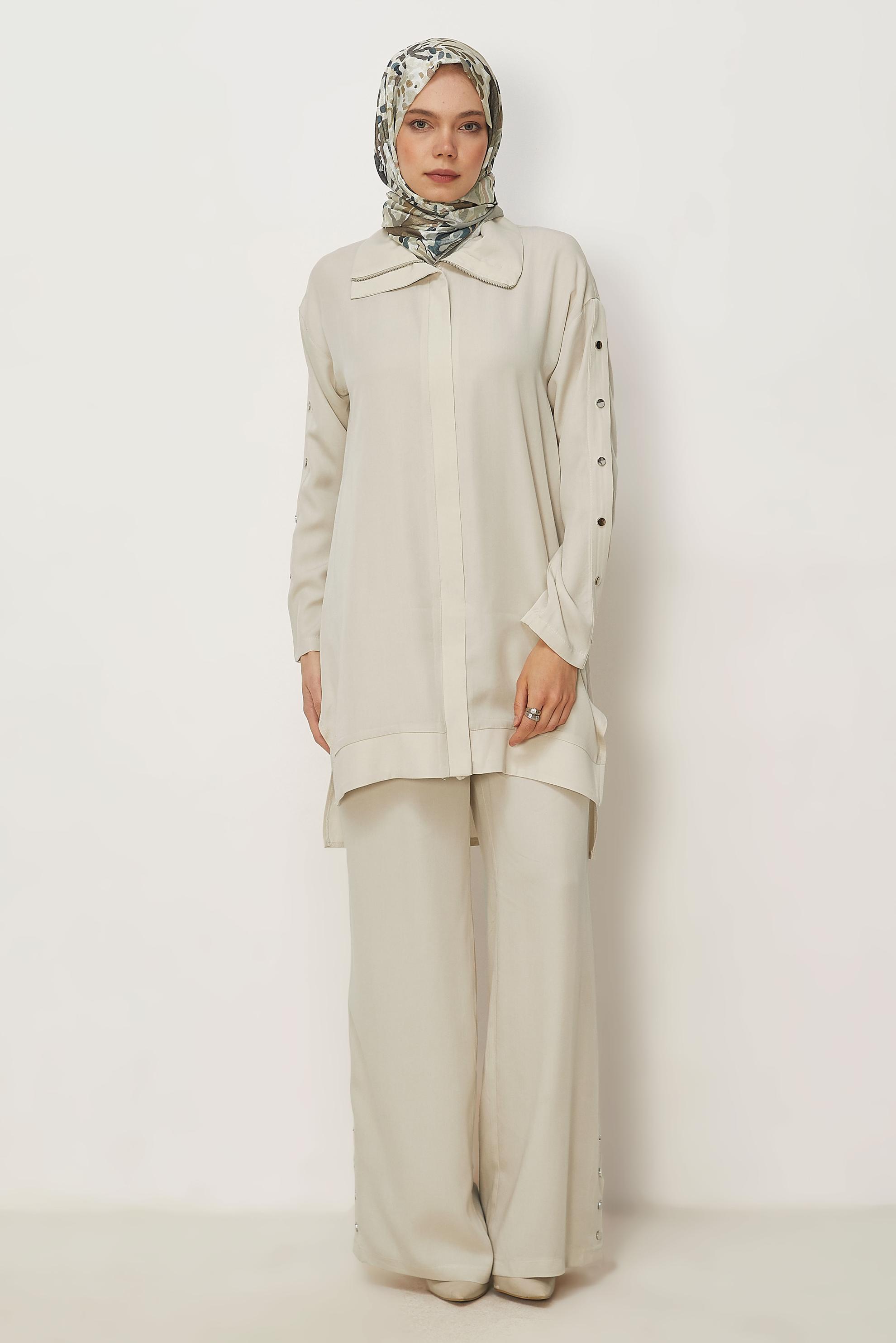 Hijab clothing BEIGE SNAPPED PANTSUIT 45653