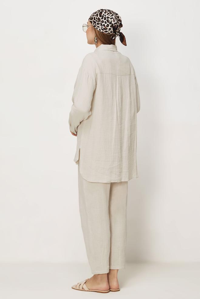 Hijab-Kleidung ECRU HOSENANZUG AUS MUSSELIN 45776 - ALVİNA