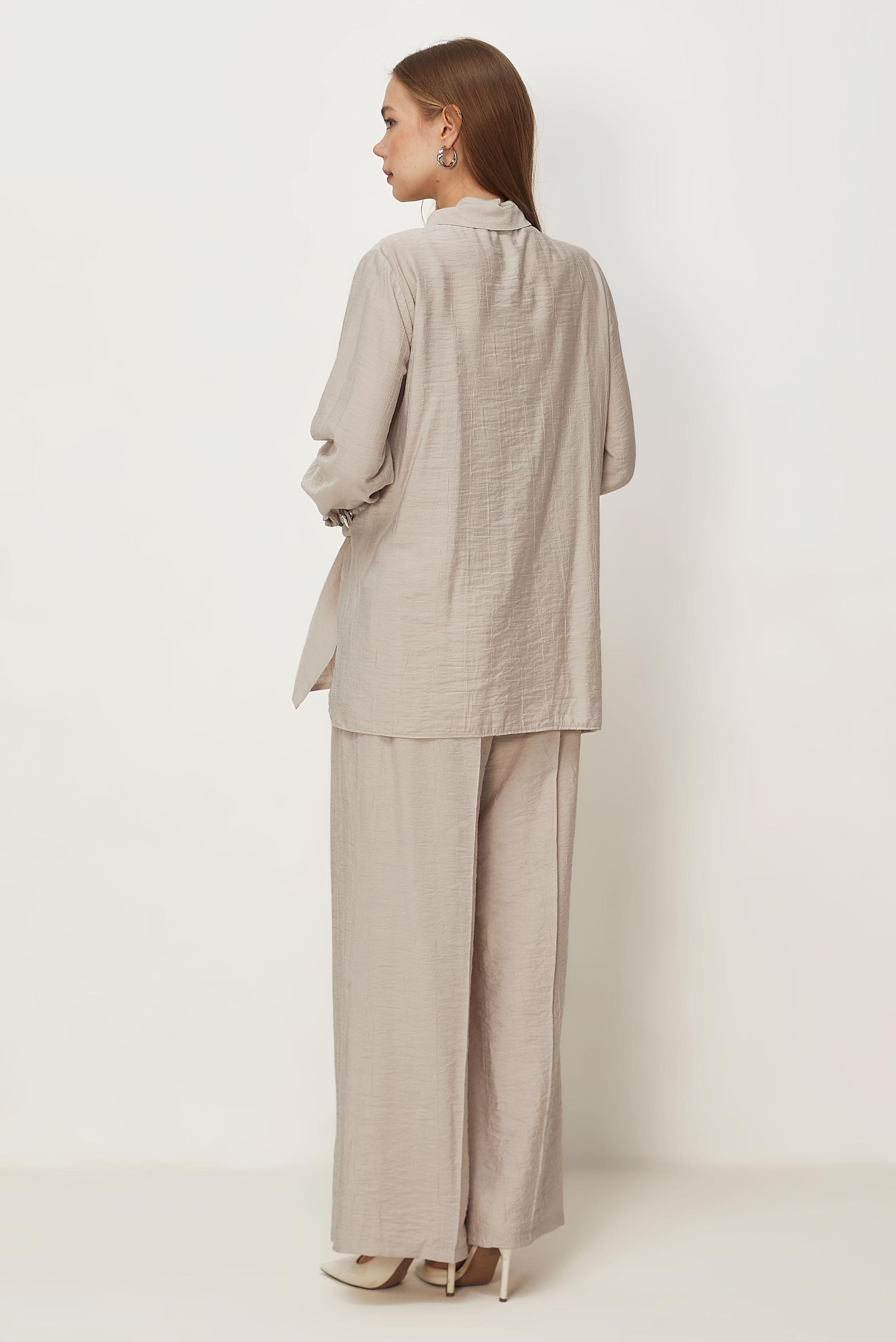 Hijab-Kleidung BEIGE HOSENANZUG MIT HEMDKRAGEN 46326