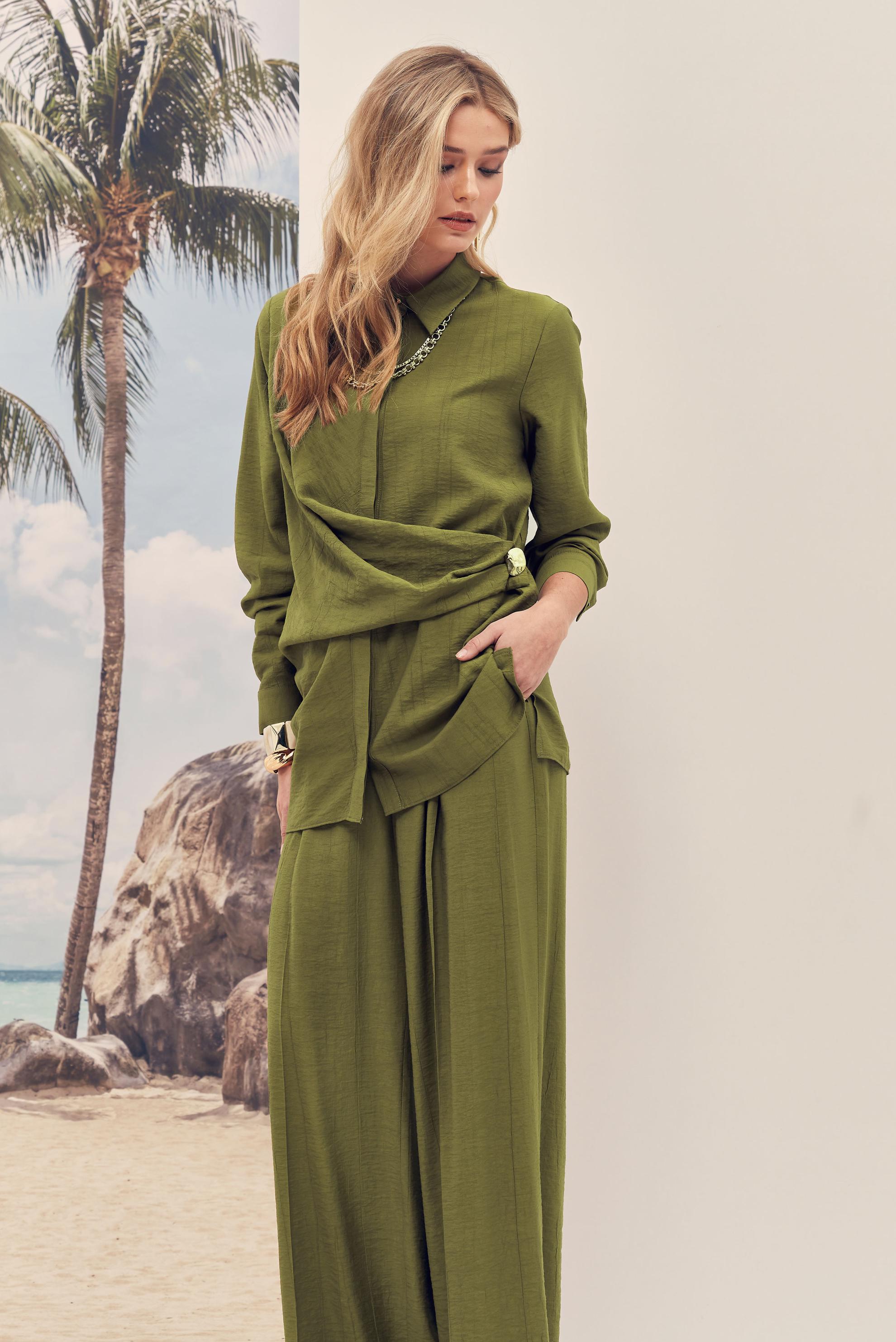 Hijab-Kleidung GRÜN HOSENANZUG MIT HEMDKRAGEN 46326