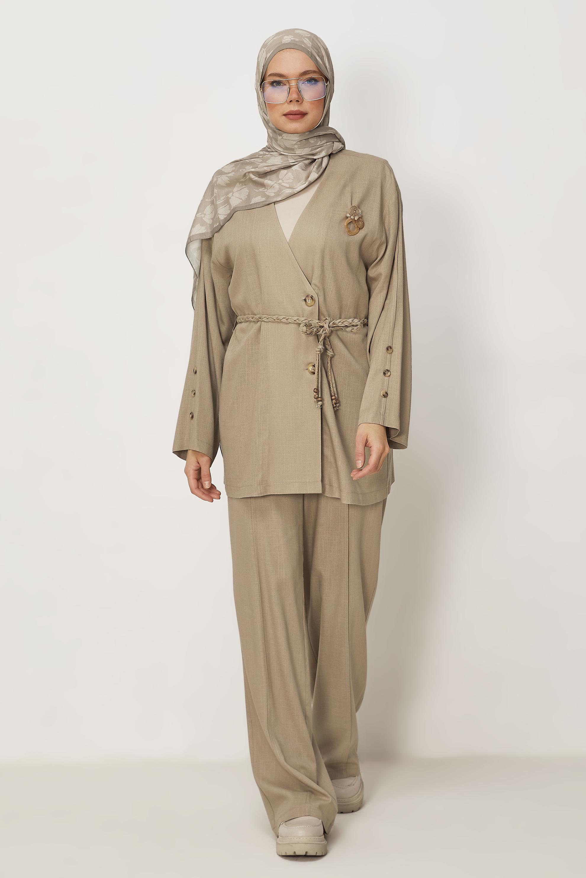 Hijab-Kleidung BRAUN LEINENHOSEN-SET MIT GÜRTEL 46394