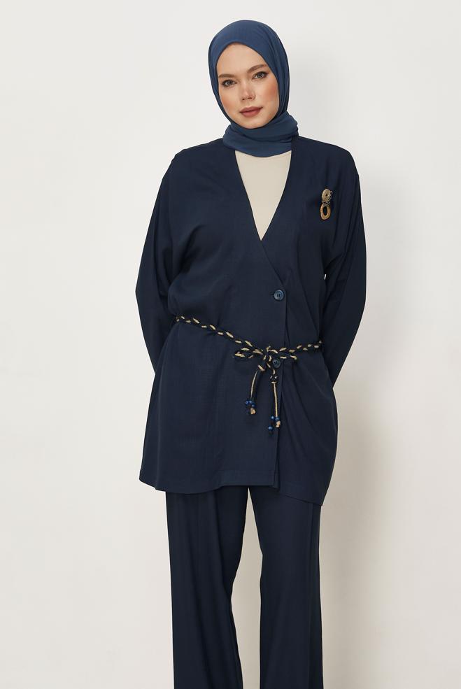 Hijab-Kleidung NAVY BLAU LEINENHOSEN-SET MIT GÜRTEL 46394 - ALVİNA