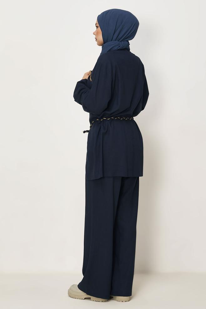 Hijab-Kleidung NAVY BLAU LEINENHOSEN-SET MIT GÜRTEL 46394 - ALVİNA