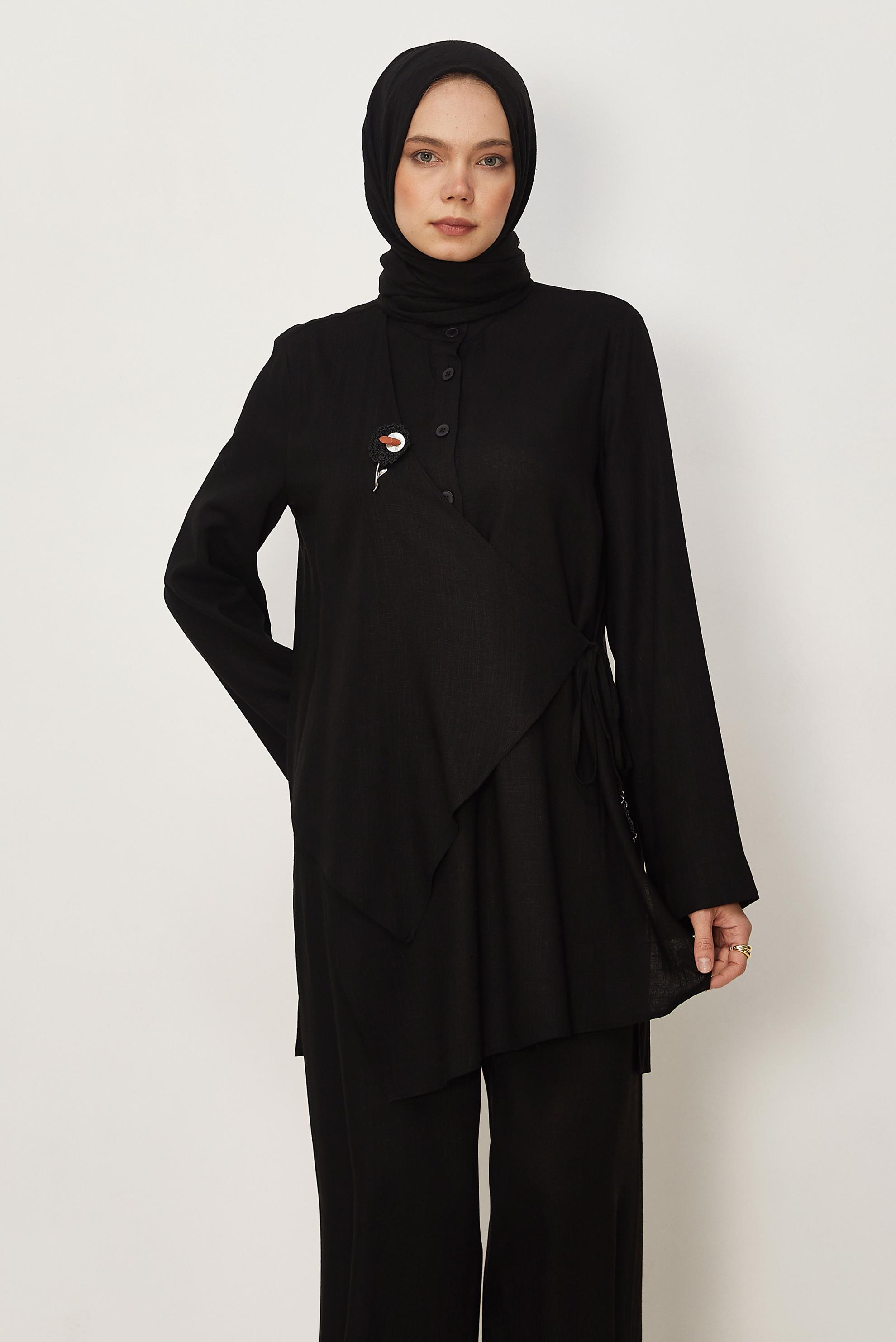 Hijab clothing BLACK ASYMMETRICAL CUT LINEN PANTSUIT 46437