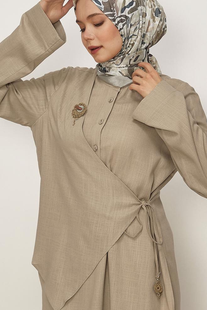 Hijab clothing BEIGE ASYMMETRICAL CUT LINEN PANTSUIT 46437 - ALVİNA
