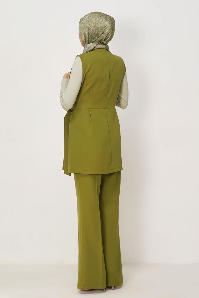 Vêtements hijab VERT ENSEMBLE PANTALON CEINTURÉ AVEC GILET 46443 - ALVİNA
