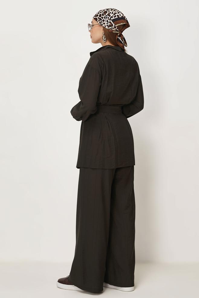 Hijab-Kleidung BRAUN HOSENANZUG MIT GÜRTEL 46486 - ALVİNA