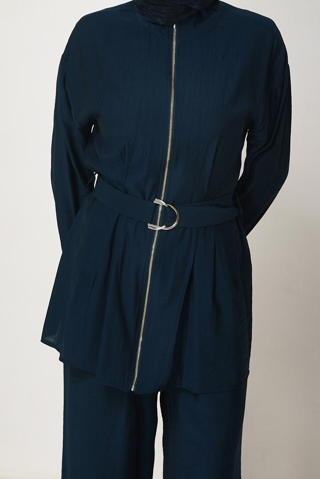 Hijab-Kleidung NAVY BLAU HOSENANZUG MIT GÜRTEL 46486 - ALVİNA