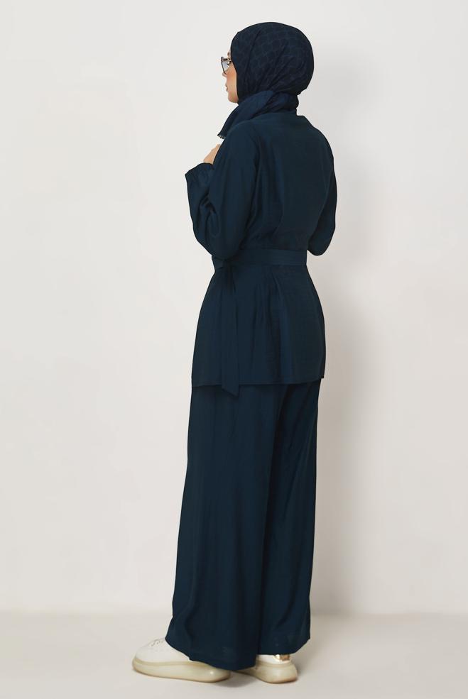 Hijab-Kleidung NAVY BLAU HOSENANZUG MIT GÜRTEL 46486 - ALVİNA