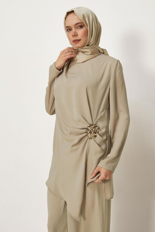 Hijab clothing SAND SATIN PANTSUIT 46487 - ALVİNA