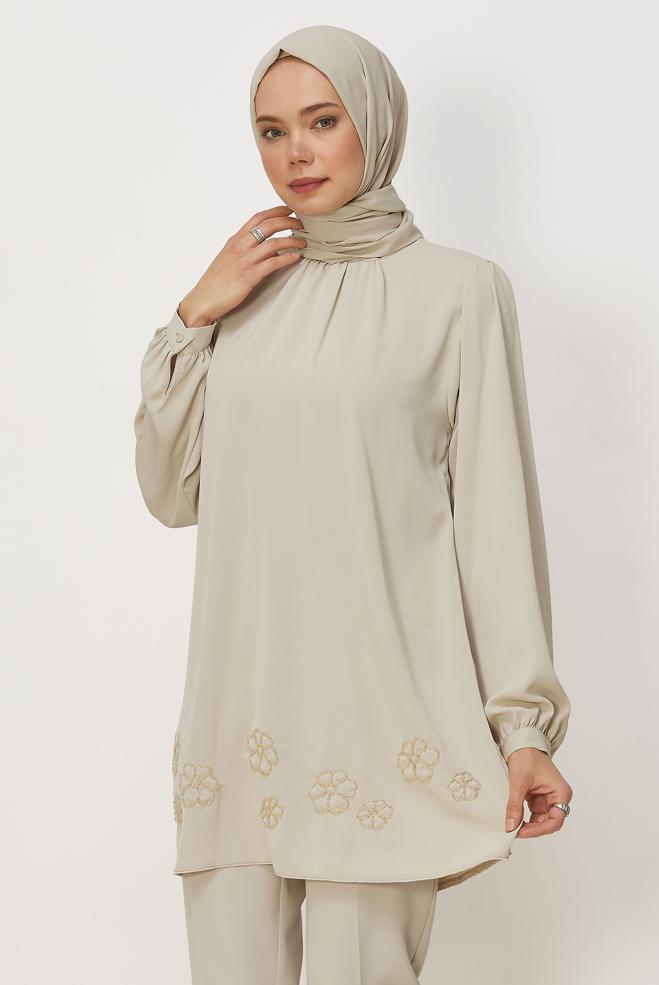 Hijab clothing BEIGE EMBROIDERY DETAILED TUNIC 45710 - ALVİNA